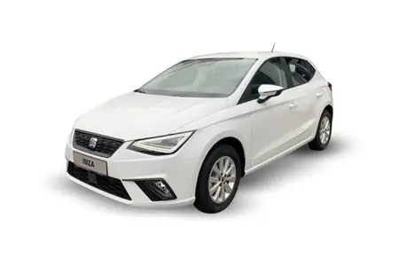 Frontansicht eines freigestellten SEAT Ibiza in Glacial Weiß Metallic